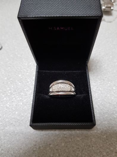 Swarovski ladies ring