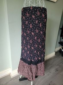 essence maxi skirt size 16