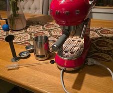 Smeg 50s Retro Espresso Coffee Machine Red ECF01 Like New