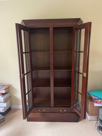 Display Cabinet