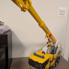 Bruder Scania Super 560R Liebherr Crane Truck Lights and Sounds