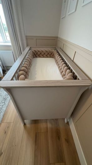 Baby's Cot - Perfect Condition