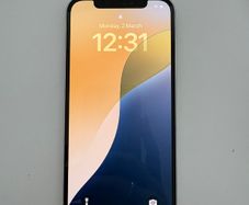 iPhone 12 64GB White