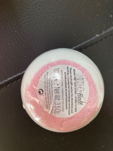 Soap & Glory bath fizzers, bath fizz-a-ball. New