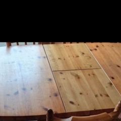 Pine Kitchen Table & Chairs