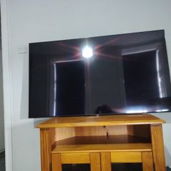 Large Samsung Smart Tv