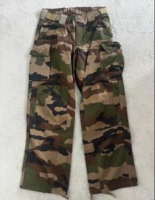 Army camouflage surplus Pants, brand new size L
