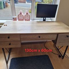 office desk and chair