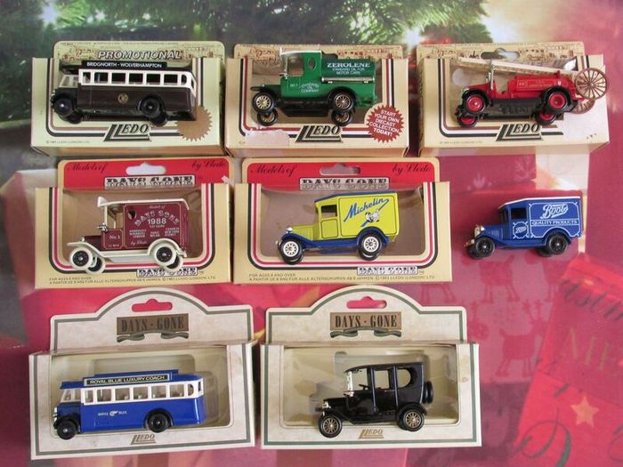 "DAYS GONE" Set Bundle Vintage Retro Cars part 2