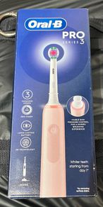 Braun ORAL B Pro 3 and Pro 1 Electric Toothbrush brand new