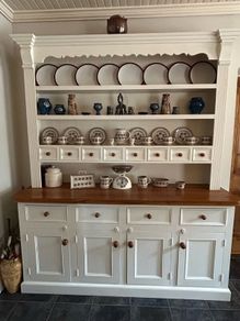 Kitchen dresser