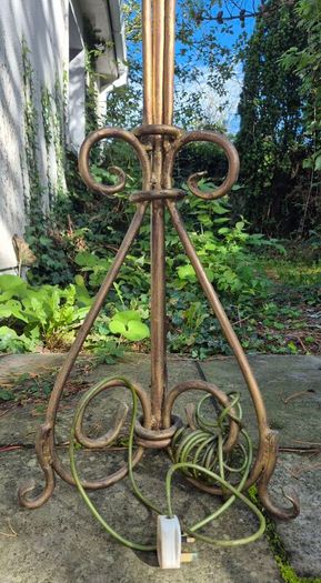 Heavy wrought iron vintage free standing floor lamp