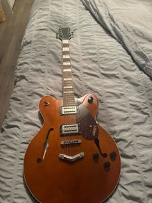 Gretsch G2622 SBS streamliner