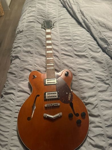 Gretsch G2622 SBS streamliner