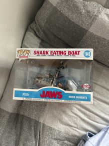 Shark eating boat (pop movies 1145)