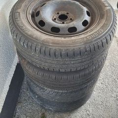 4 x passat golf 15" Steel wheels. Decent tyres