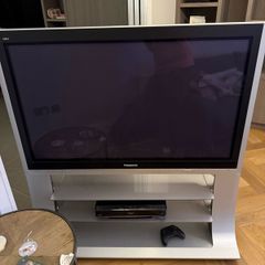 50 inch panasonic tv with stand