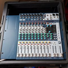 Soundcraft Signature 12