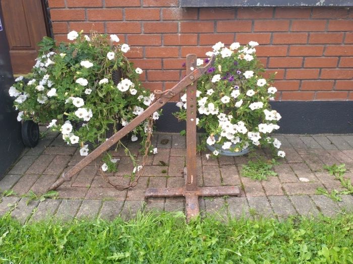 Genuine Antique Cart Jack Very Unusual And Rare Garden Ornament