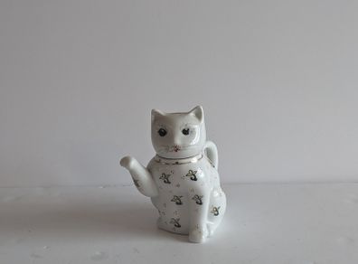 Vintage Hand painted Chinese Lucky Cat Teapot