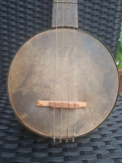 Antique 1920's Banjolele