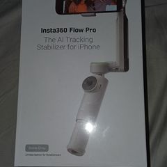 Insta360 flow pro