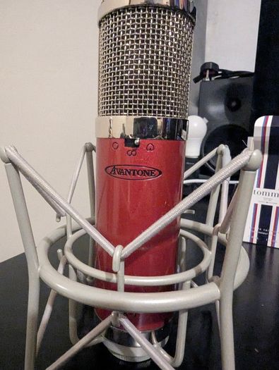 Avantone CK-7 Multi Pattern FET Microphone