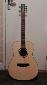 As-New Tanglewood TS3 Acoustic Guitar Starter Pack (Inc. Bag, Tuner, Capo & Picks)