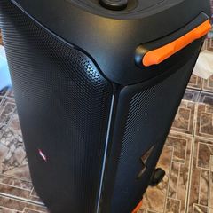 JBL 710 party box