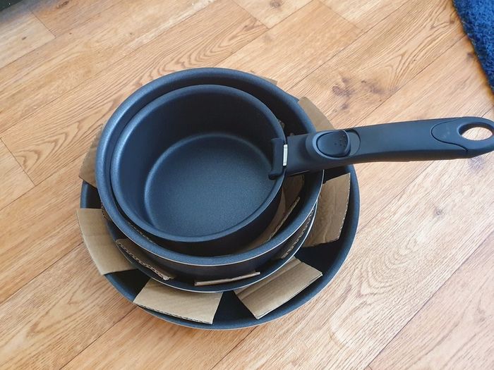 Kirkton House Nestable Pan Set - New, Unused, Detachable Handle
