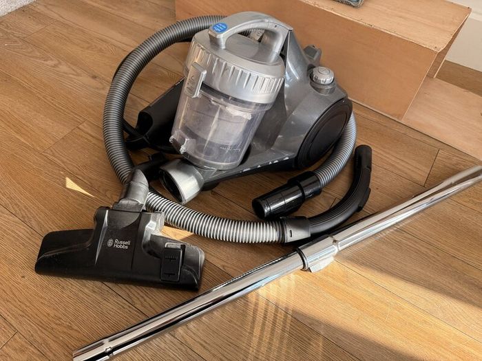 Russell Hobbs Bagless Cylinder Vacuum Cleaner with Accessories