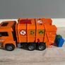 Bruder Bin Lorry Image 5