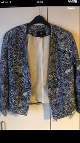Ladies Blazer like new size 10