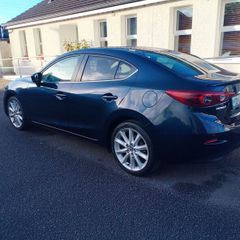 Mazda 3.  1.5 D Platinum (105PS)