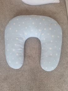 baby feeding pillow