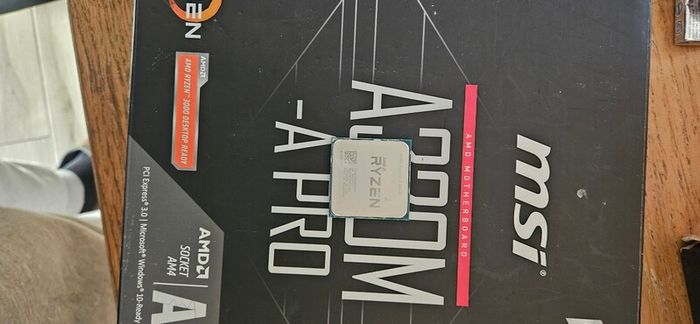Ryzen 5 2600 and A320M motherboard