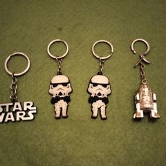 Star Wars keychains x4