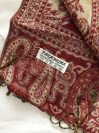 Pashmina - Decorative Red, gold and golden thread.