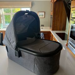 Uppababy V3 bassinet