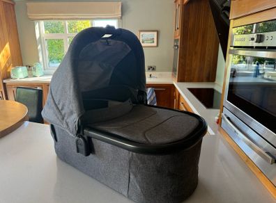 Uppababy V3 bassinet