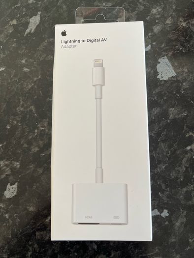 Apple Lightning to Digital AV Adapter
