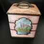 vintage biscuit tin Image 3