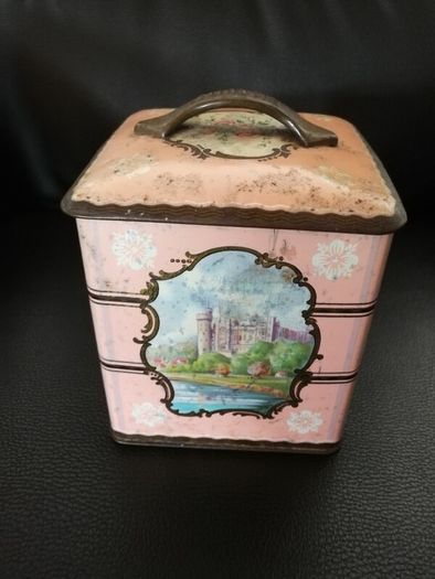 vintage biscuit tin
