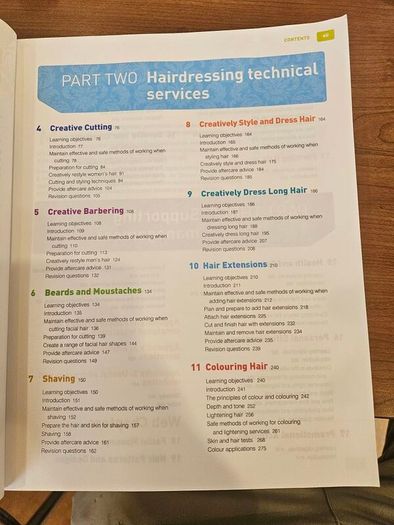 Hairdressing & Barbering The Professional Official Guide To Level 3. Large Volume Paperback In Good Condition.  See Photos For Same.