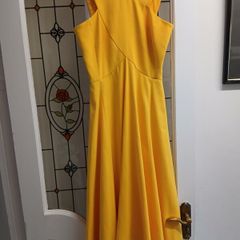 beautiful dress size 10 worn once and cleaned