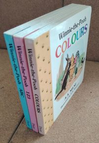 Vintage Classic Winnie the Pooh 3 Book Board Set  Dean 1994