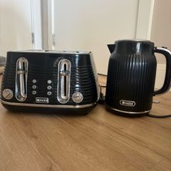 kettle and toaster