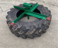 Silage pusher