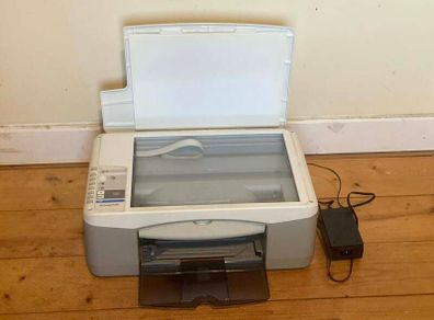 HP Deskjet F300 All in One Printer Scanner,For Parts / Repair
