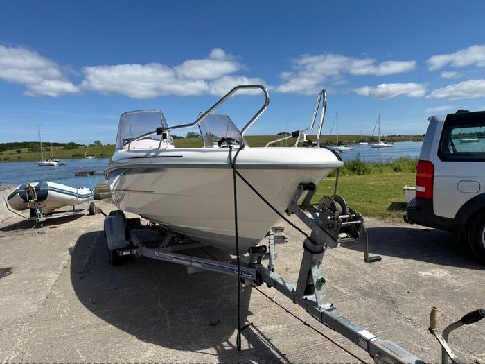 Yamarin Day Boat